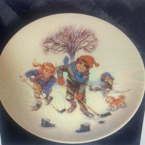 Vintage 1980's “Breaking The Ice “Avon Winter Wonderland Mini Plate Series